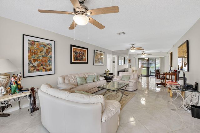 4335 Pear Tree Circle A, Boynton Beach, FL 33436