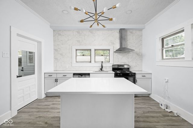 601 N Livingston Avenue, Indianapolis, IN 46222