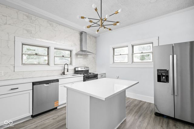 601 N Livingston Avenue, Indianapolis, IN 46222