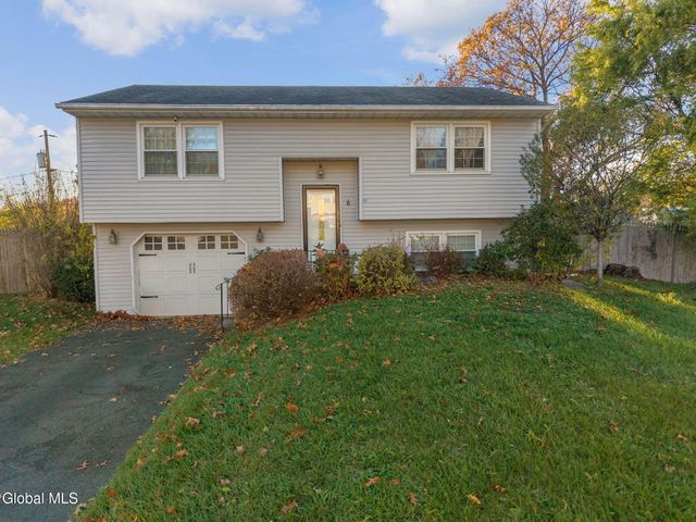 6 Silverberry Place, Albany, NY 12211