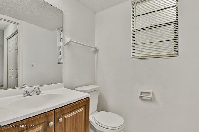 475 CRABAPPLE Court B, Orange Park, FL 32073