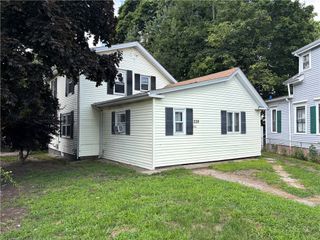 220 Dunnell Avenue, Pawtucket, RI 02860