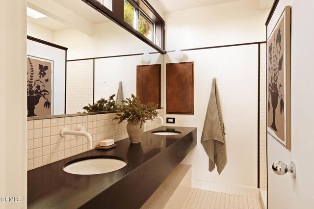 857 Montecito Drive, Los Angeles, CA 90031