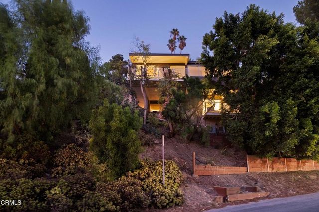 857 Montecito Drive, Los Angeles, CA 90031