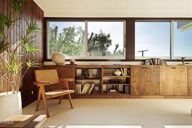 857 Montecito Drive, Los Angeles, CA 90031