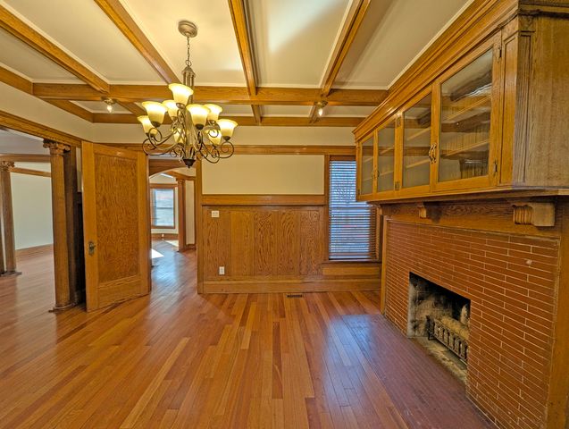 836 E 52nd Street, Chicago, IL 60615