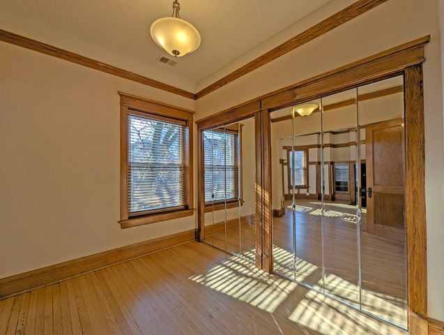 836 E 52nd Street, Chicago, IL 60615