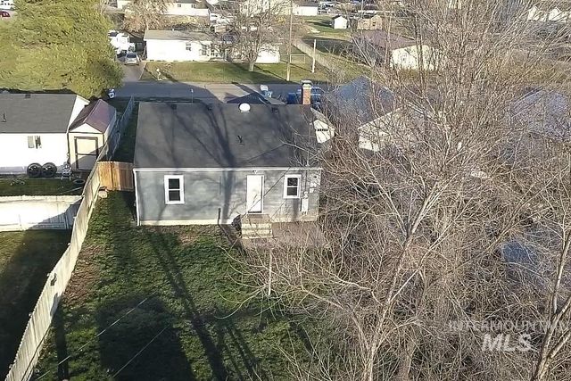 1407 S Elder St., Nampa, ID 83686