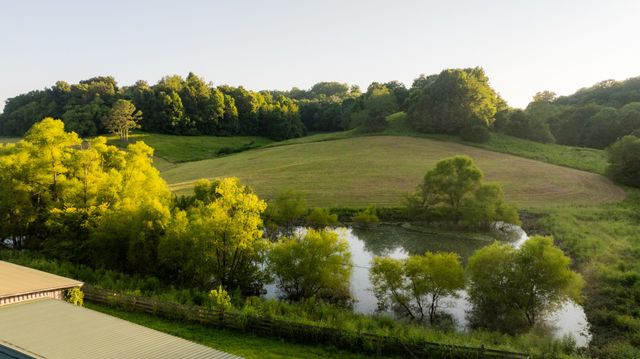 3556 Buford Station Rd, Lynnville, TN 38472