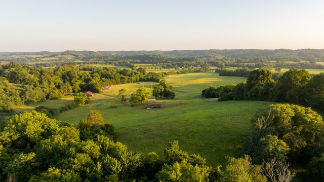 3556 Buford Station Rd, Lynnville, TN 38472