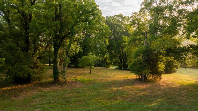 3556 Buford Station Rd, Lynnville, TN 38472