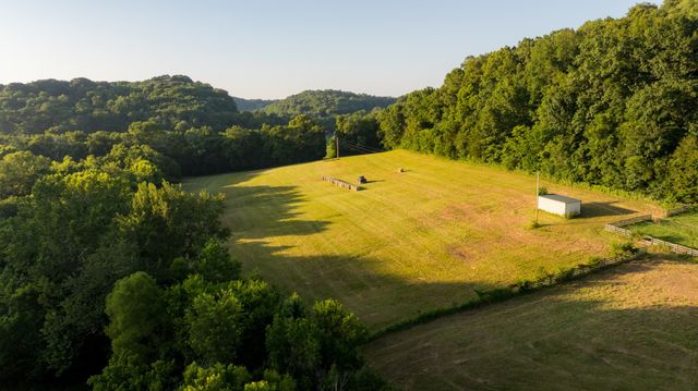 3556 Buford Station Rd, Lynnville, TN 38472