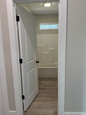 6 Sugar Maple Drive, Greenbrier, AR 72058