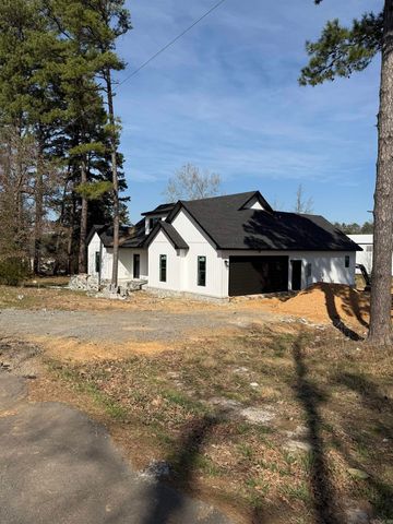 6 Sugar Maple Drive, Greenbrier, AR 72058