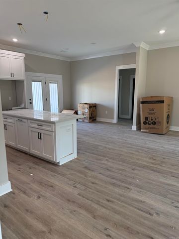 6 Sugar Maple Drive, Greenbrier, AR 72058