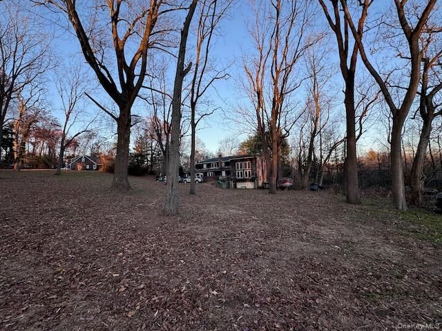 4 August Lane, Old Westbury, NY 11568