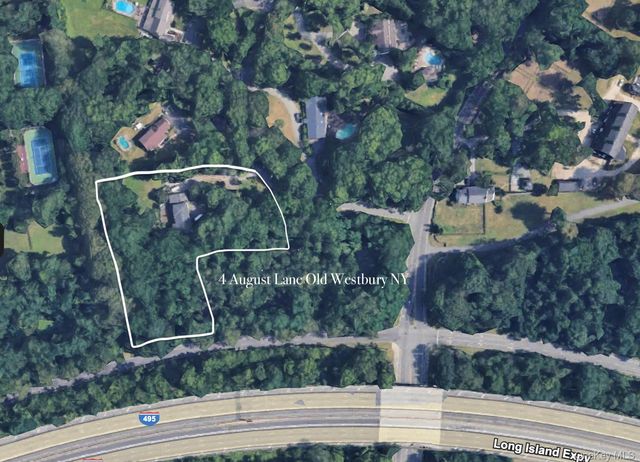 4 August Lane, Old Westbury, NY 11568