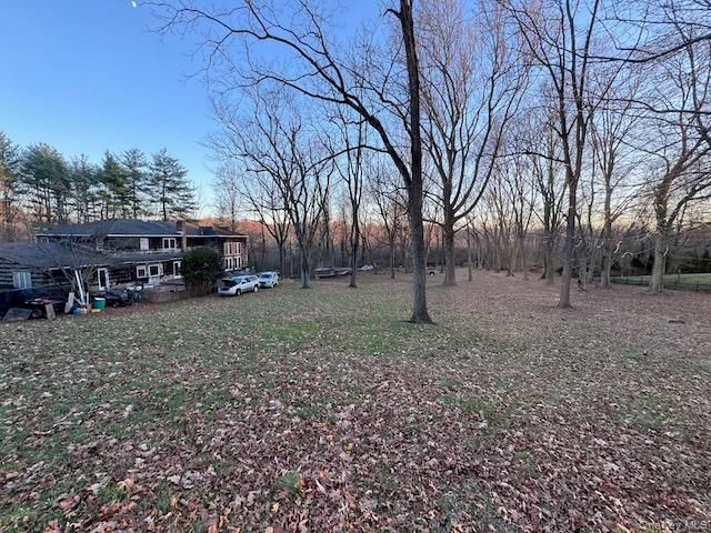 4 August Lane, Old Westbury, NY 11568