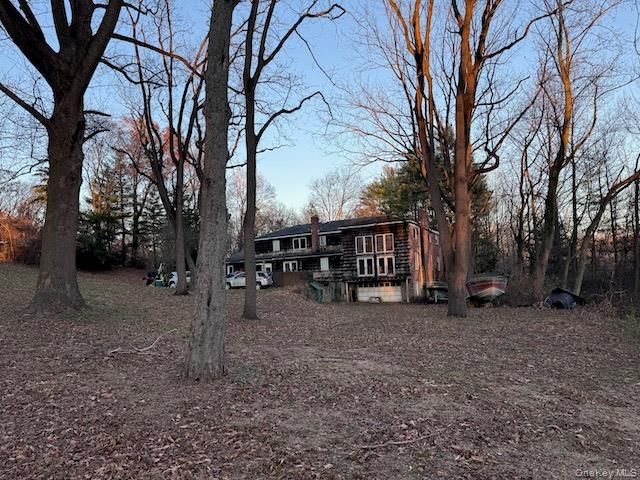 4 August Lane, Old Westbury, NY 11568