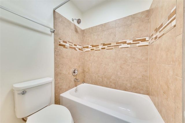 1903 Woodland Ave B, Austin, TX 78741