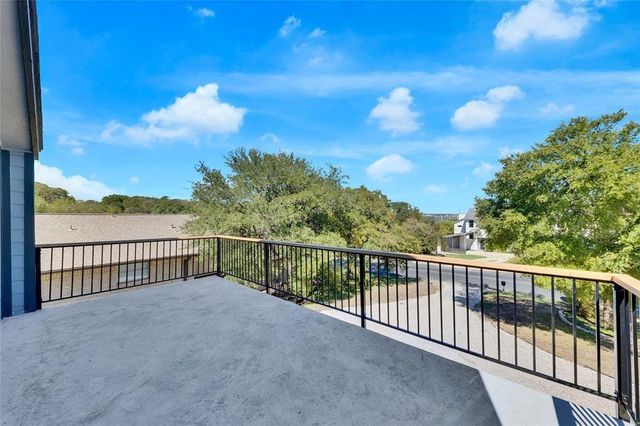 1903 Woodland Ave B, Austin, TX 78741