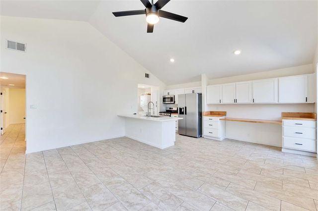 1903 Woodland Ave B, Austin, TX 78741