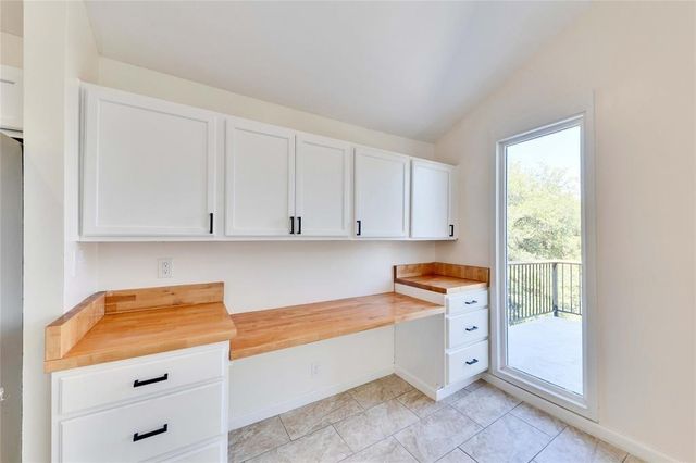 1903 Woodland Ave B, Austin, TX 78741