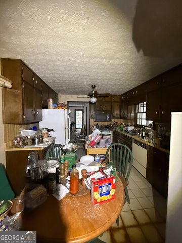 1614 Woodcrest Drive, Conyers, GA 30012