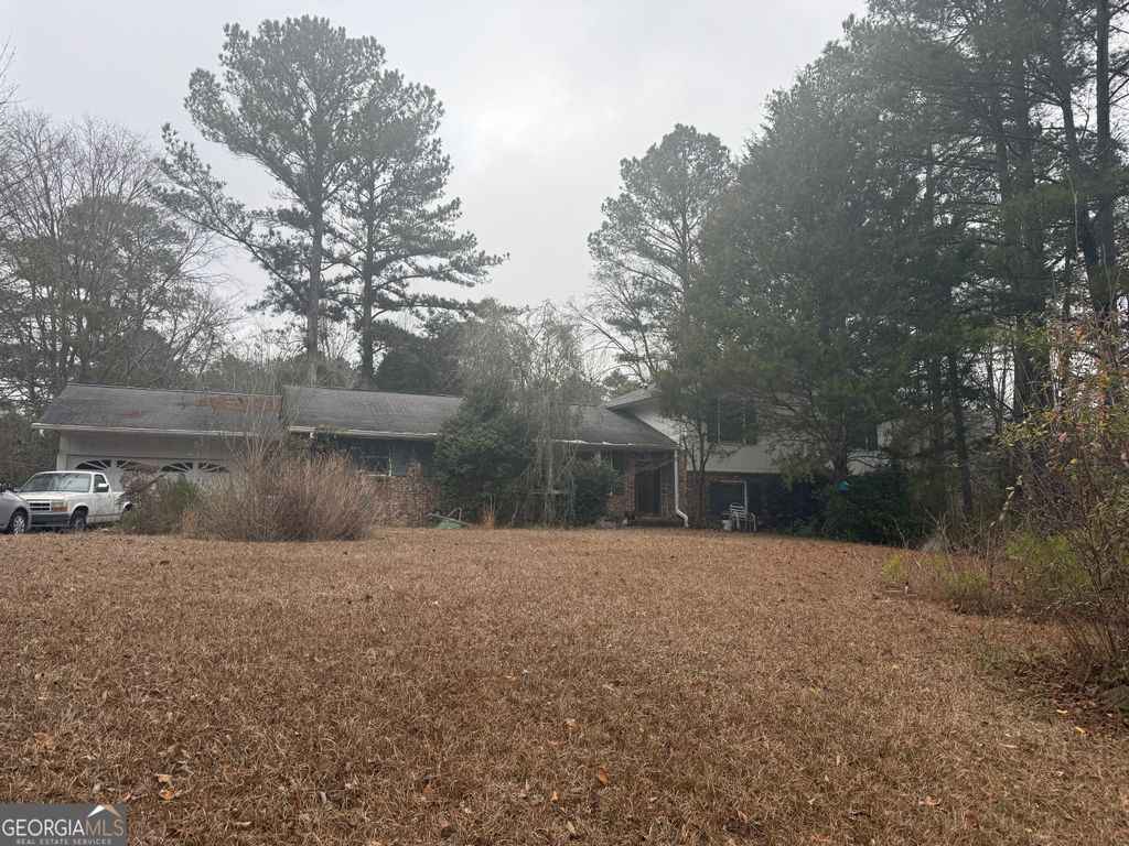 1614 Woodcrest Drive, Conyers, GA 30012