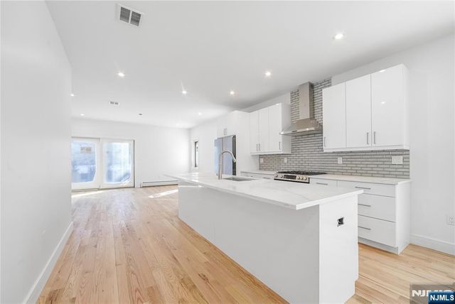 762 Williams Place B, Cliffside Park, NJ 07010