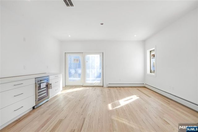 762 Williams Place B, Cliffside Park, NJ 07010