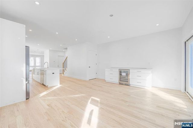 762 Williams Place B, Cliffside Park, NJ 07010