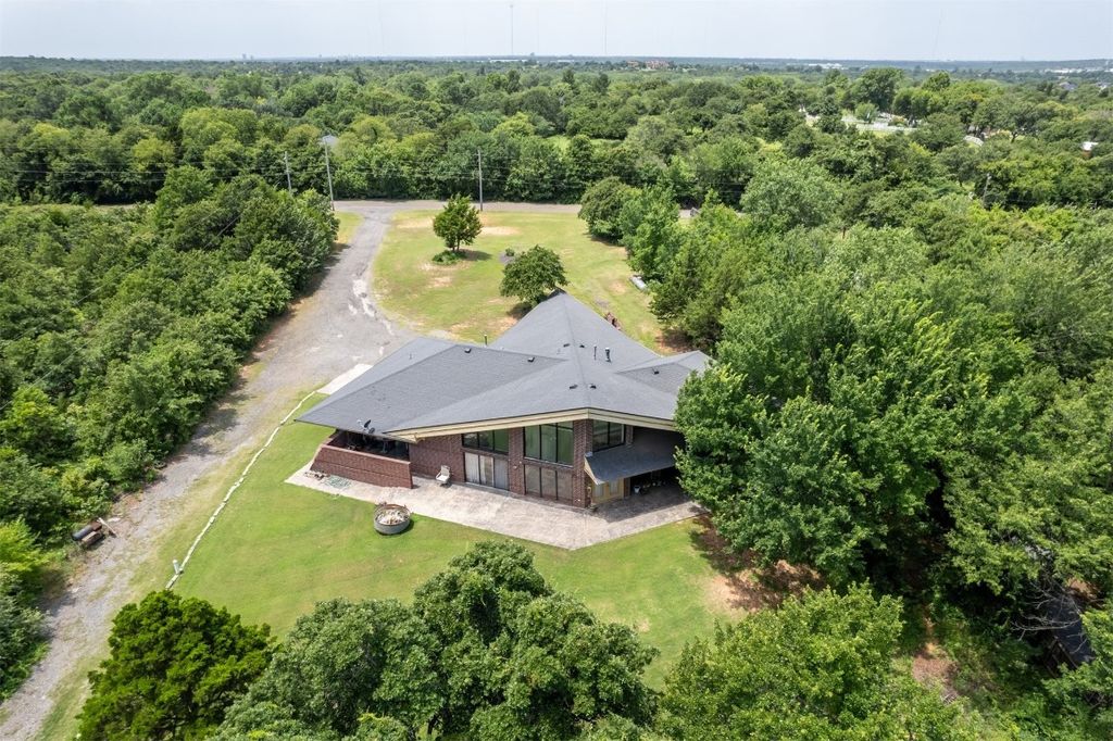 8900 N Air Depot Boulevard, Oklahoma City, OK 73151