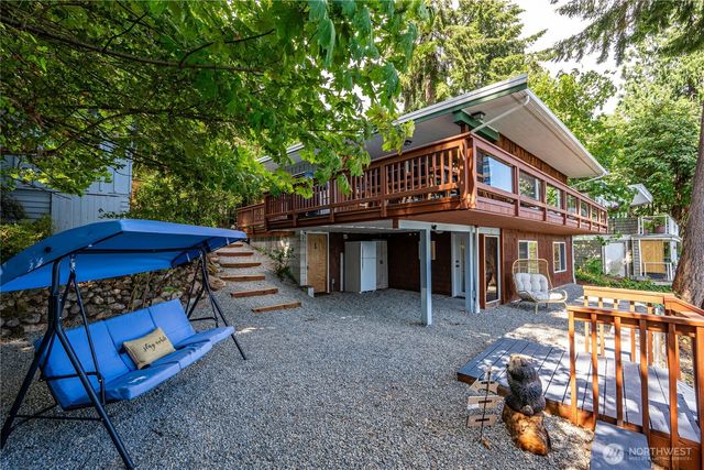 23134 Vashon Highway SW, Vashon, WA 98070