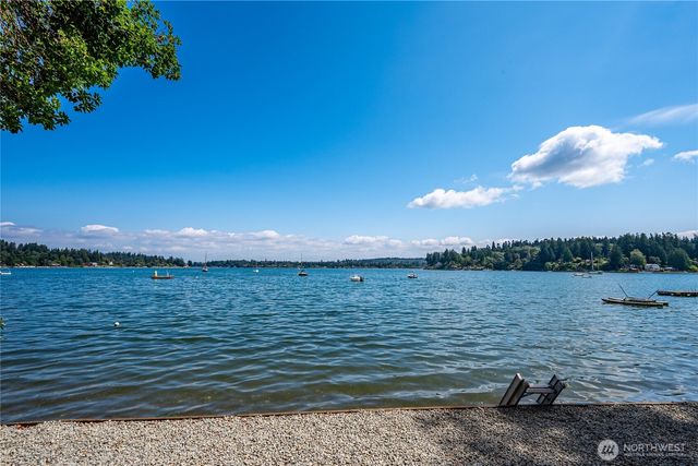 23134 Vashon Highway SW, Vashon, WA 98070