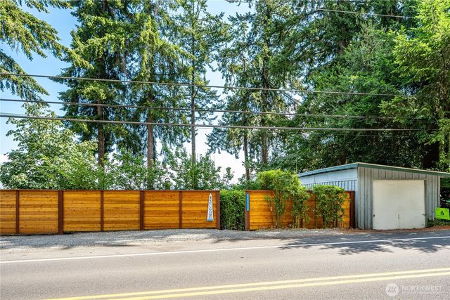 23134 Vashon Highway SW, Vashon, WA 98070