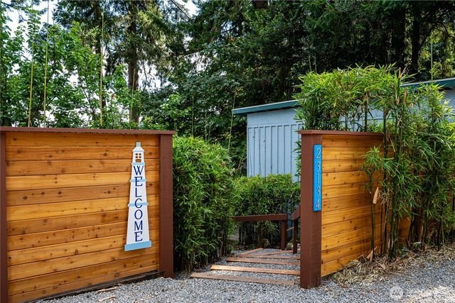 23134 Vashon Highway SW, Vashon, WA 98070