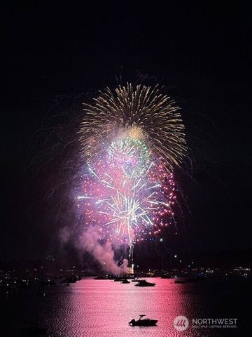 23134 Vashon Highway SW, Vashon, WA 98070