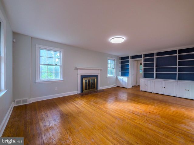 209 PLUSH MILL RD, Wallingford, PA 19086