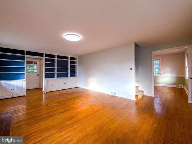 209 PLUSH MILL RD, Wallingford, PA 19086