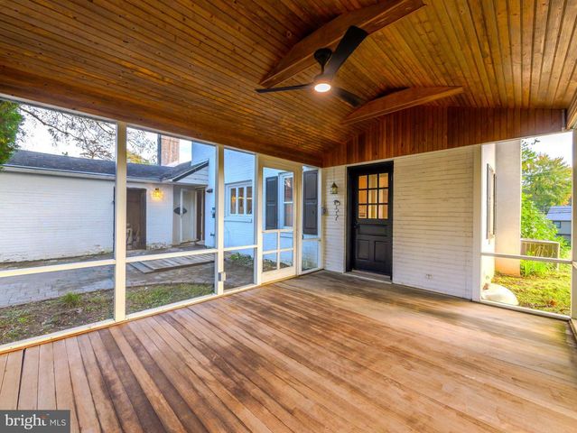 209 PLUSH MILL RD, Wallingford, PA 19086
