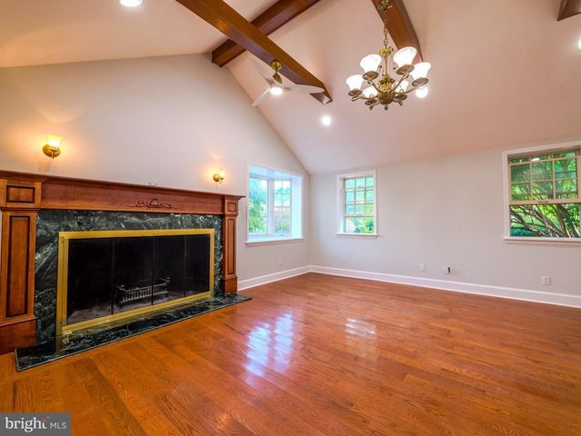 209 PLUSH MILL RD, Wallingford, PA 19086