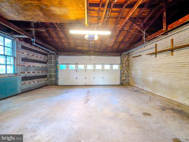 209 PLUSH MILL RD, Wallingford, PA 19086