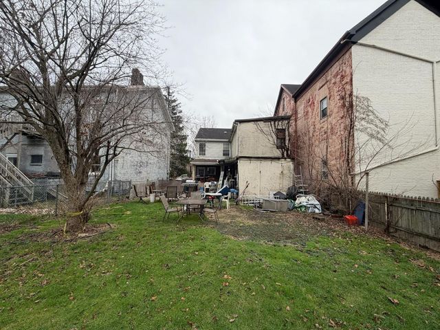 1408 Main St, Sharpsburg, PA 15215