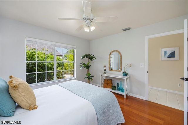 245 Deerwood CIR 12-8, Naples, FL 34113