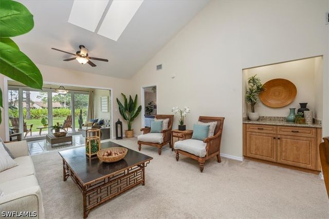 245 Deerwood CIR 12-8, Naples, FL 34113