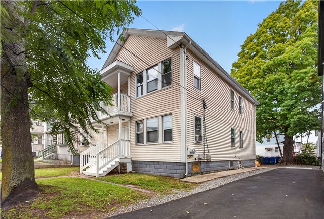 28 Pumgansett Street, Providence, RI 02908