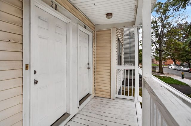28 Pumgansett Street, Providence, RI 02908