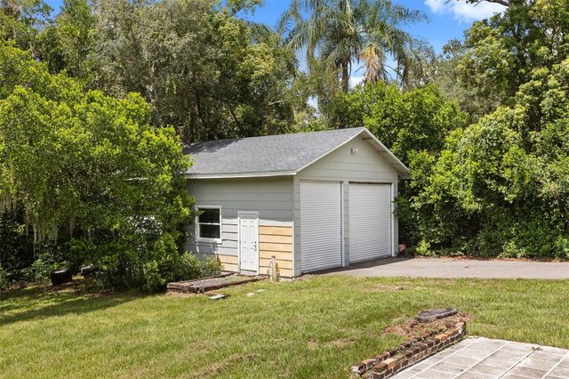 1602 COUNTRY CLUB ROAD, Eustis, FL 32726