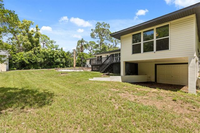 1602 COUNTRY CLUB ROAD, Eustis, FL 32726